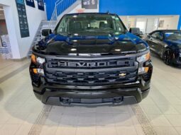 
										2024 Chevrolet Silverado 1500 Custom full									