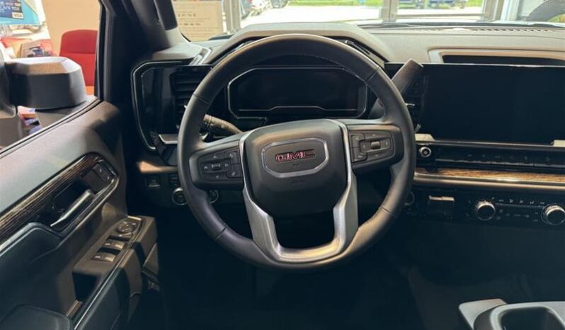 
								2024 GMC Sierra 1500 SLE full									