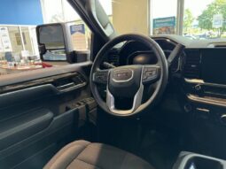 
										2024 GMC Sierra 1500 SLE full									