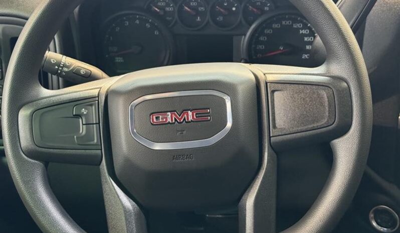 
								2024 GMC Sierra 1500 PRO full									