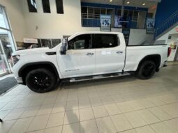 
										2024 GMC Sierra 1500 SLT full									