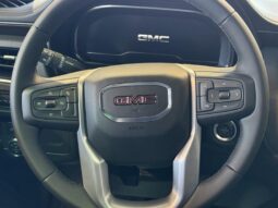 
										2024 GMC Yukon SLE full									