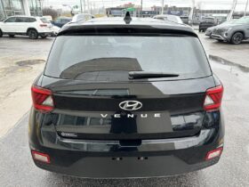 2021 Hyundai Venue Trend IVT