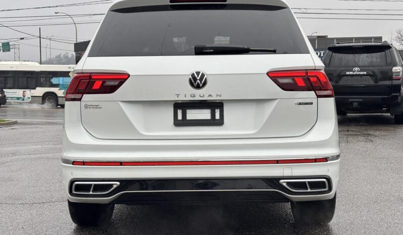 
								2022 Volkswagen Tiguan Highline R-Line 4MOTION full									