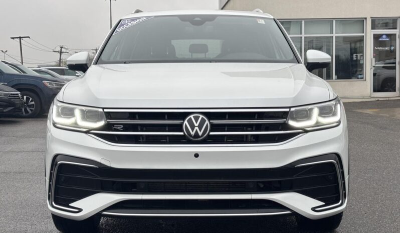 
								2022 Volkswagen Tiguan Highline R-Line 4MOTION full									