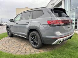 
										2024 Volkswagen Atlas Peak Edition 2.0 Tsi full									