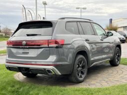 
										2024 Volkswagen Atlas Peak Edition 2.0 Tsi full									