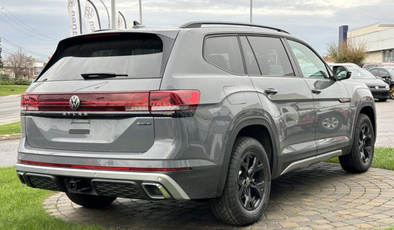 
								2024 Volkswagen Atlas Peak Edition 2.0 Tsi full									