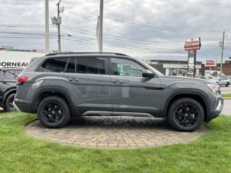 
										2024 Volkswagen Atlas Peak Edition 2.0 Tsi full									