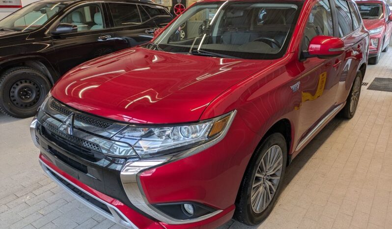 
								2020 Mitsubishi OUTLANDER PHEV SE AWD full									