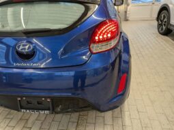 
										2016 Hyundai Veloster Tech PKG /SUNROOF full									