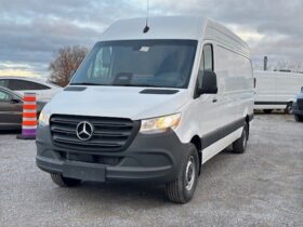 2025 Mercedes-Benz Sprinter 2500 170 Wheelbase High Roof RWD