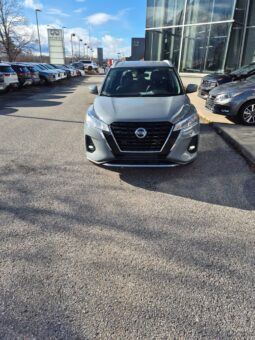 
										2021 Nissan KICKS SV full									