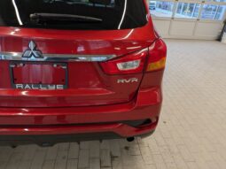 
										2018 Mitsubishi RVR ES FWD full									