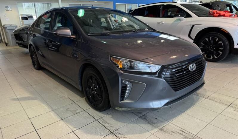 
								2019 Hyundai IONIQ hybrid Preferred full									