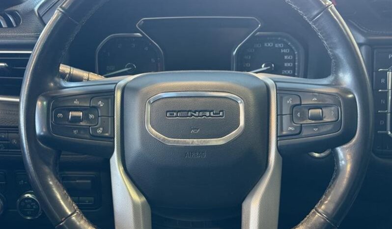 
								2021 GMC Yukon XL 4×4 Denali full									