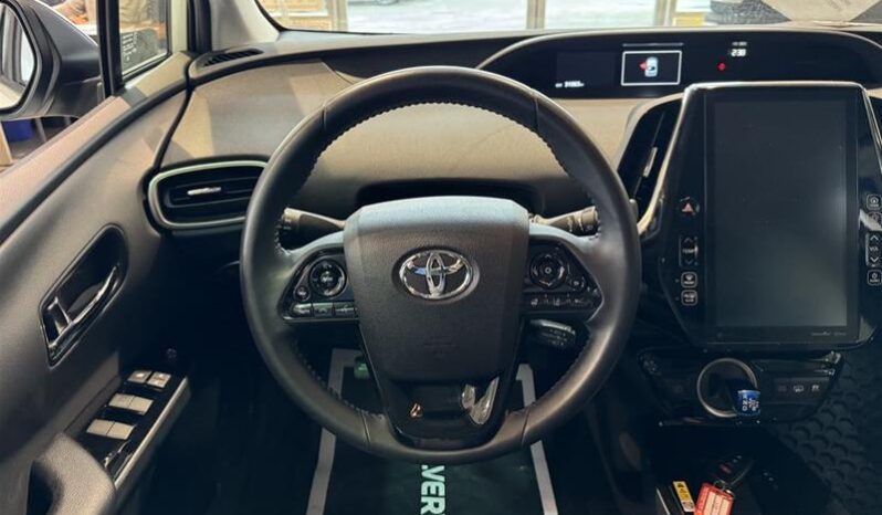 
								2021 Toyota Prius Prime Upgrade full									