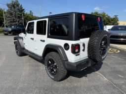 
										2023 Jeep Wrangler Sport full									