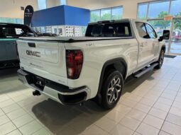 2024 GMC Sierra 1500 Crew Cab Standard