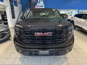 2024 GMC Sierra 1500 Crew Cab Short Box 4