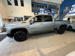 
										2025 Chevrolet Silverado 2500 4wd Crew Cab full									