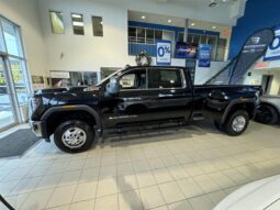 
										2025 GMC Sierra 3500 4wd Crew Cab Long full									