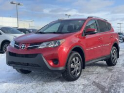 2015 Toyota RAV4 - Used SUV - VIN: 2T3ZFREV2FW169052 - Volkswagen de l'Outaouais Gatineau