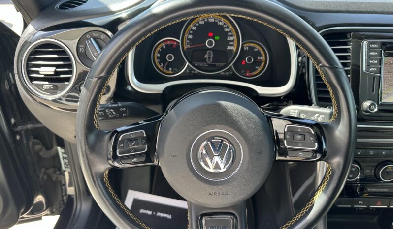 
								2019 Volkswagen Beetle Dune Coupe 2.0t 6sp full									