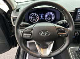 
										2021 Hyundai Venue Trend IVT full									