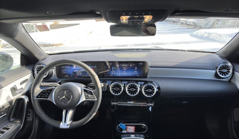 
								2025 Mercedes-Benz CLA250 4MATIC Coupe full									