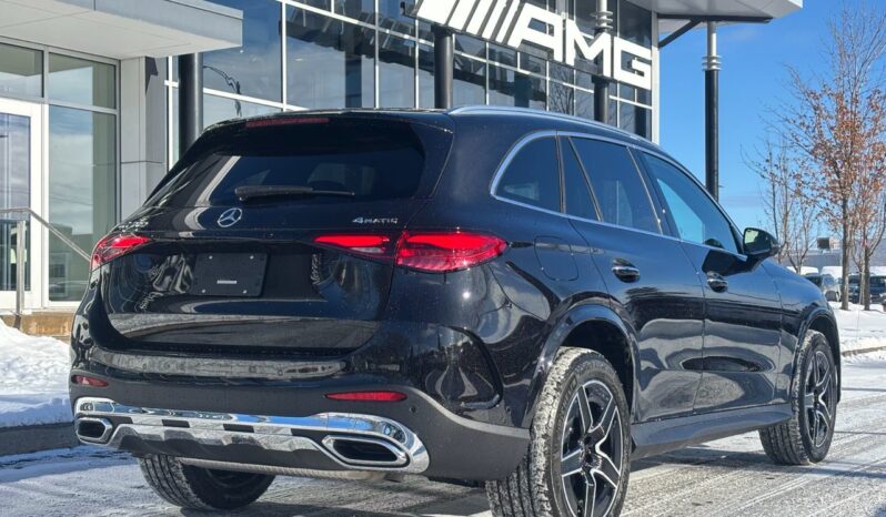 
								2025 Mercedes-Benz GLC300 4MATIC SUV full									