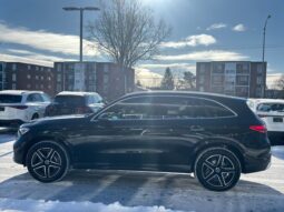 
										2025 Mercedes-Benz GLC300 4MATIC SUV full									