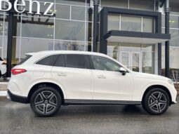 
										2025 Mercedes-Benz GLC300 4MATIC SUV full									