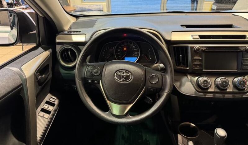 
								2015 Toyota RAV4 Fwd Le full									