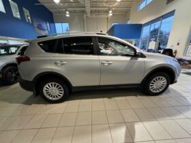 2015 Toyota RAV4 Fwd Le