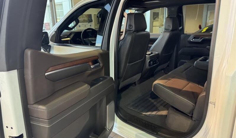 
								2022 GMC Sierra Denali Standard Box full									