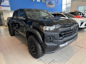 2024 Chevrolet Colorado Crew Cab Short Box 4