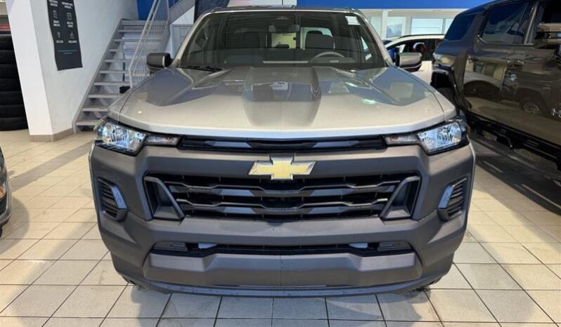 
								2025 Chevrolet Colorado Crew Cab Short Box 4 full									