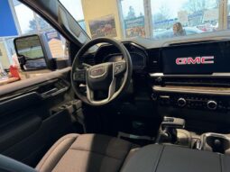 
										2025 GMC Sierra 1500 Crew Cab Standard full									