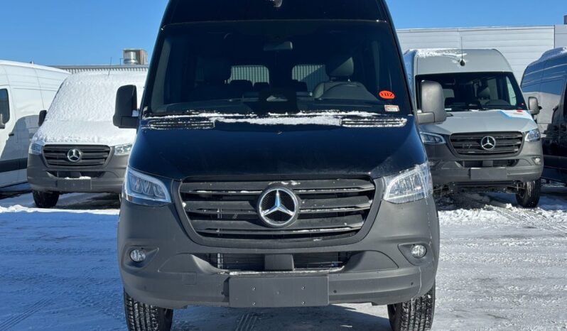 
								2025 Mercedes-Benz Sprinter Passenger Van 2500 High Roof I4 Diesel 144 full									