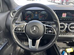 
										2021 Mercedes-Benz GLA250 4MATIC SUV full									