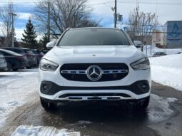 
										2021 Mercedes-Benz GLA250 4MATIC SUV full									