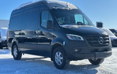 2025 Mercedes-Benz Sprinter 2500 144 Wheelbase High Roof RWD