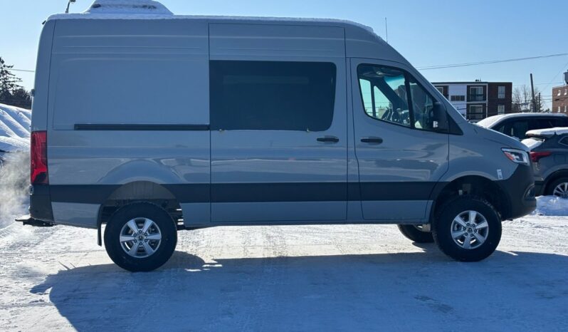 
								2025 Mercedes-Benz Sprinter Crew Van 2500 High Roof I4 Diesel HO 144 AWD full									