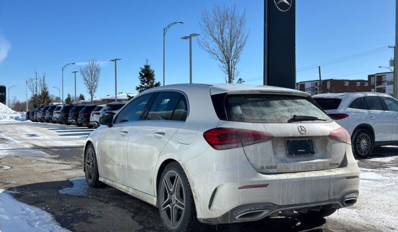 
								2019 Mercedes-Benz A250 4MATIC Hatch full									