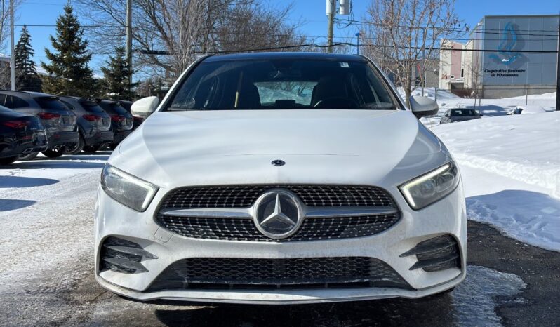 
								2019 Mercedes-Benz A250 4MATIC Hatch full									