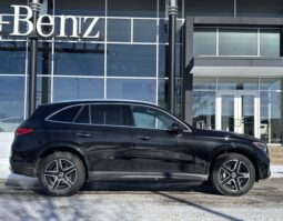 
										2025 Mercedes-Benz GLC300 4MATIC SUV full									