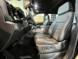 
										2023 Chevrolet Silverado 1500 Crew Cab 4×4 High full									