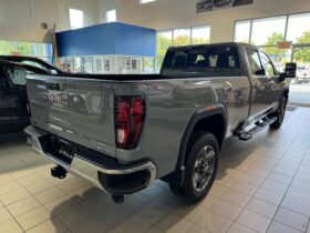 2025 GMC Sierra 2500 4wd Crew Cab Long