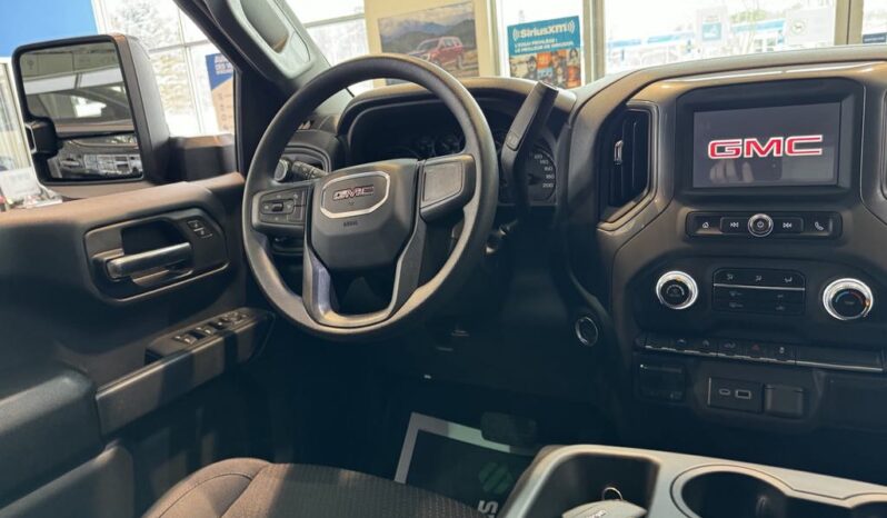 
								2025 GMC Sierra 1500 Crew Cab Standard full									